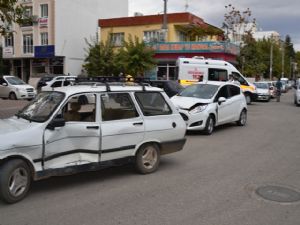 Adıyaman'da Trafik Kazası: 1 Yaralı
