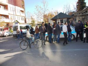 Otomobil Motosiklete Çarptı; 1 Yaralı
