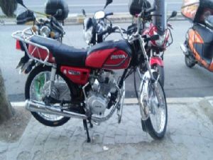 Park Halindeki Motosiklet Çalındı