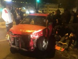 İki Otomobil Çarpıştı; 1 Yaralı