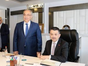 Pakdemirliden Adıyaman Belediyesine Ziyaret
