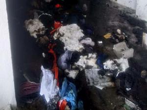 Köylüler Cinayet Şüphelisinin Evini Yaktı