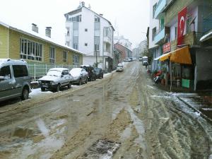 Çelikhanda Yılın İlk Karı Yağdı