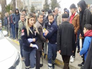 Adıyamanda Tır İle Otomobil Çarpıştı 1 Yaralı