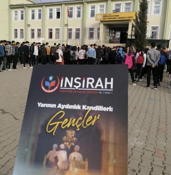 Adıyaman’da Lise Öğrencileri Ve Öğretmenler Dergi Çıkardı