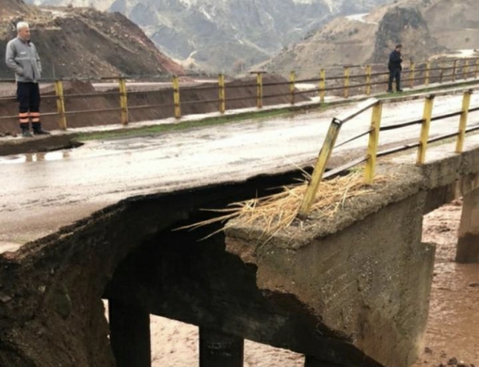 Aşırı Yağışlar Nedeni İle Köprü Hasar Gördü
