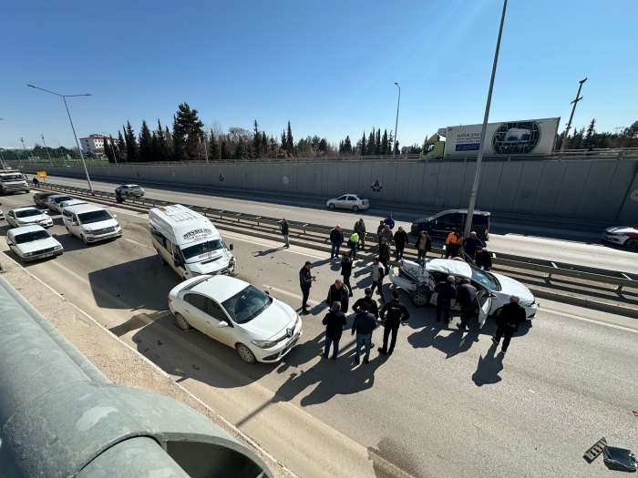 Adıyaman’da Zincirleme Kaza: Trafik Kapandı