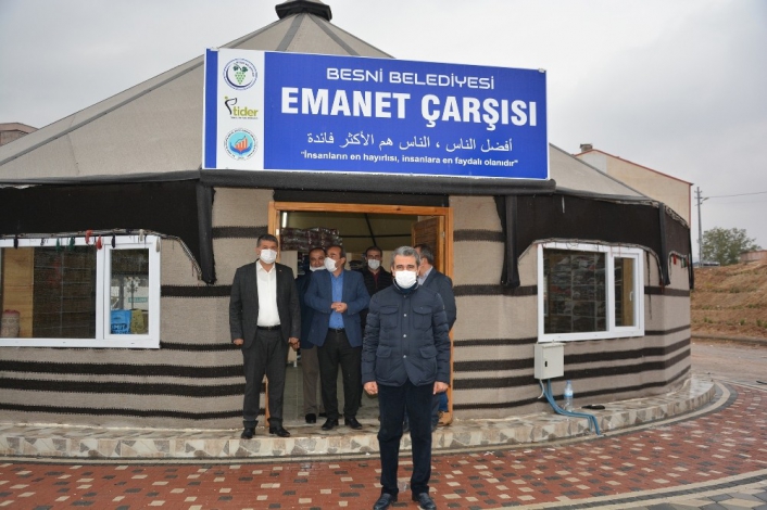 Besni Belediyesi tarafından `Emanet Çarşısı´ kuruldu