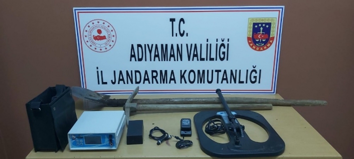 Adıyaman'da Kaçak kazı yapan şahıslar yakalandı