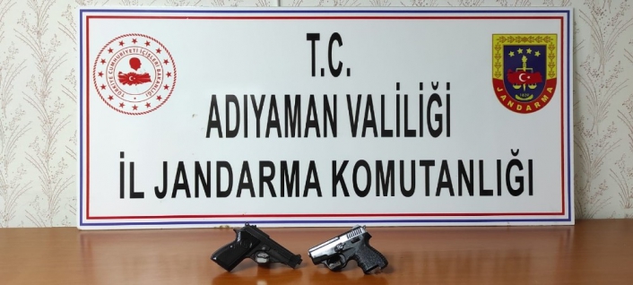 Şüpheli şahıs 2 tabancayla yakalandı