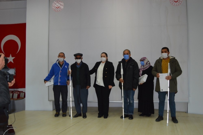 Akıllı baston görme engellilerin gözü olacak