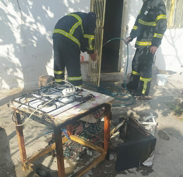 İkamet yangını korku ve paniğe neden oldu