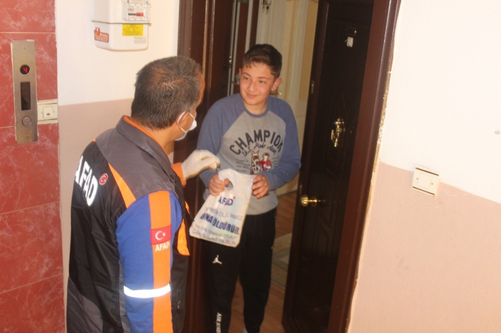 Kapı kapı afet bilgilendirilmesi