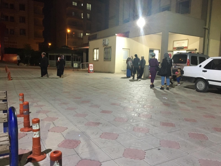Adıyaman´da minibüs otomobile çarptı: 5 yaralı