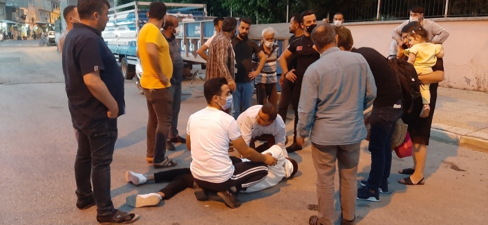 Yayaya çarpmamak için motosikleti devirdi: 1 yaralı