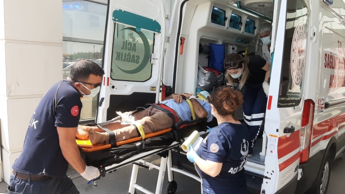 Adıyaman´da traktör devrildi: 1 yaralı