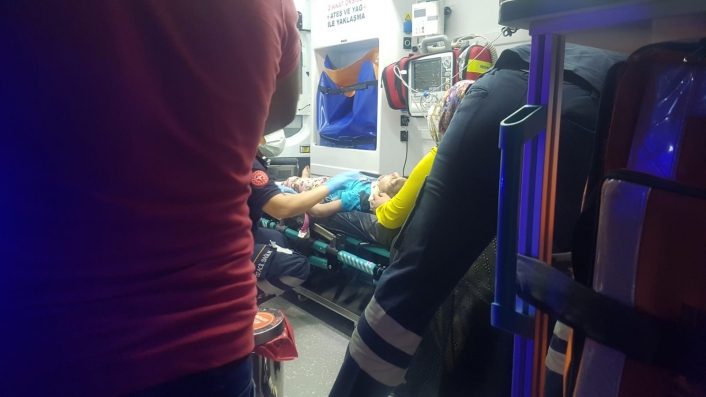 Adıyaman'da otomobil küçük kıza çarpıp kaçtı