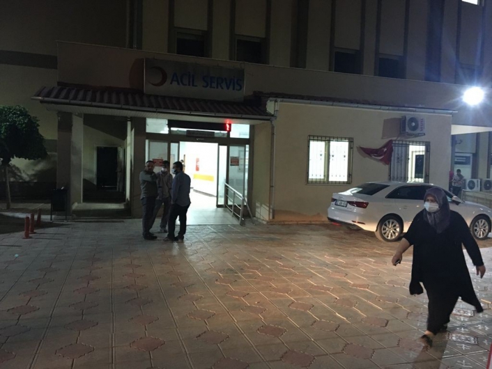Minibüsünün altında kalan çocuk öldü