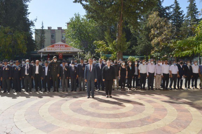 Besni ilçesinde 19 Eylül Gaziler Günü kutlandı
