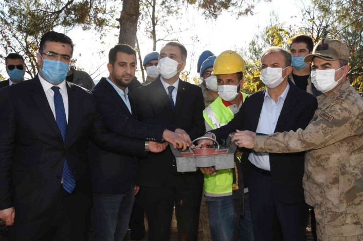 Jandarma özel harekat camisinin temeli dualarla atıldı