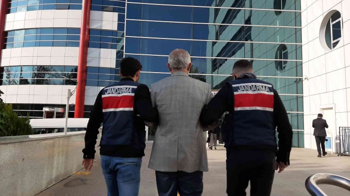 Yurt dışına kaçarken yakalanan HDP´li eski belediye başkanı tutuklandı