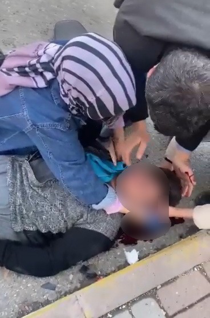Motosiklet ile otomobil çarpıştı: 1 ağır yaralı