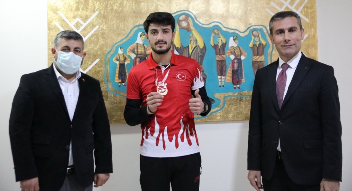Adıyamanlı sporcular altın madalya ile döndü