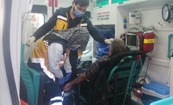 Sokak ortasında sopalı saldırıya uğradı: 1 yaralı