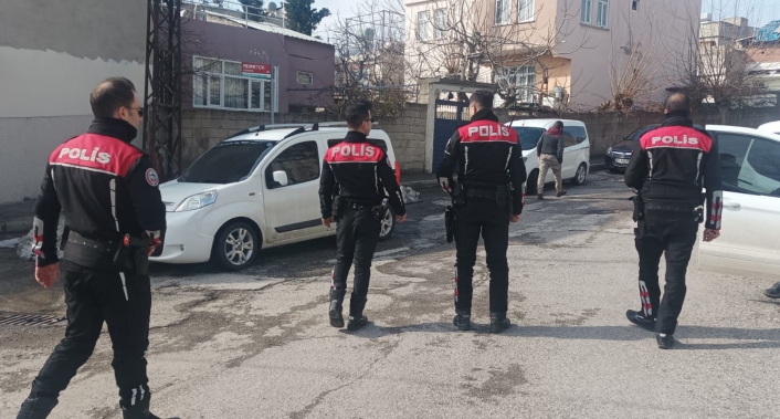 Yunus polisleri intiharı son anda önledi