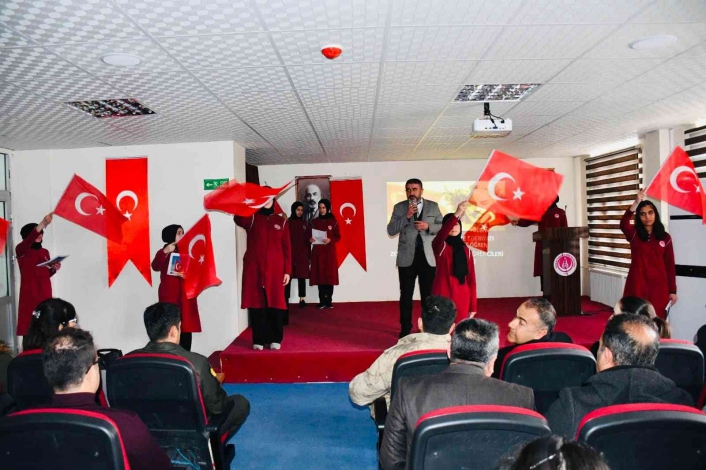 Besni´de İstiklal Marşı´nın Kabulünün 101. yılı kutlandı