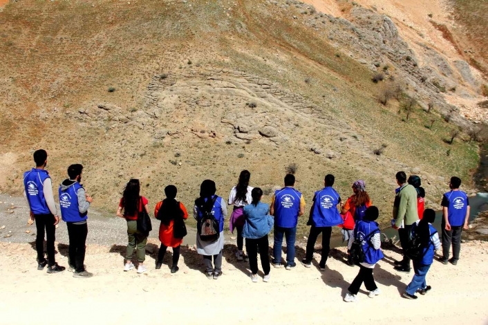 Adıyaman´da Dinazor Tepesi büyük ilgi çekiyor