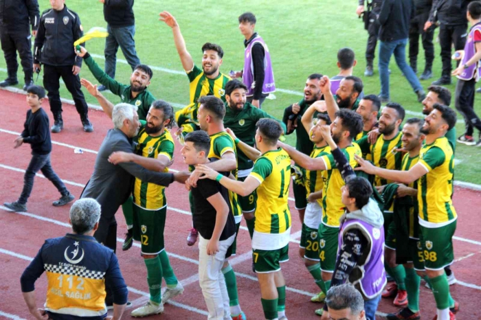 Adıyamanspor, BAL´a yükseldi