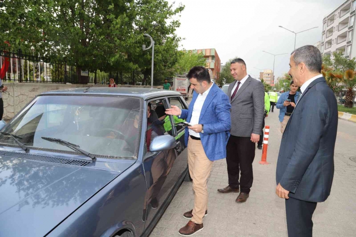 Kahta´da, `Bayramınız Kemerli Olsun´ Uygulaması