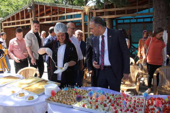 Adıyaman´ın yöresel yemekleri görücüye çıktı
