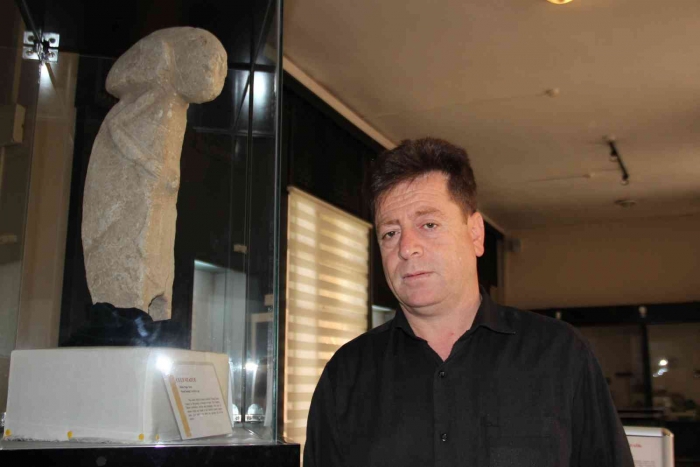 Göbeklitepe ile çağdaş `T´ biçimli kült heykel merak uyandırıyor