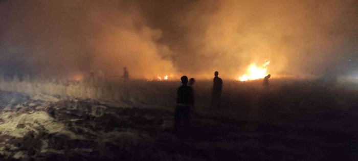Adıyaman’da Çiftçinin Emeği Yanarak Kül Oldu
