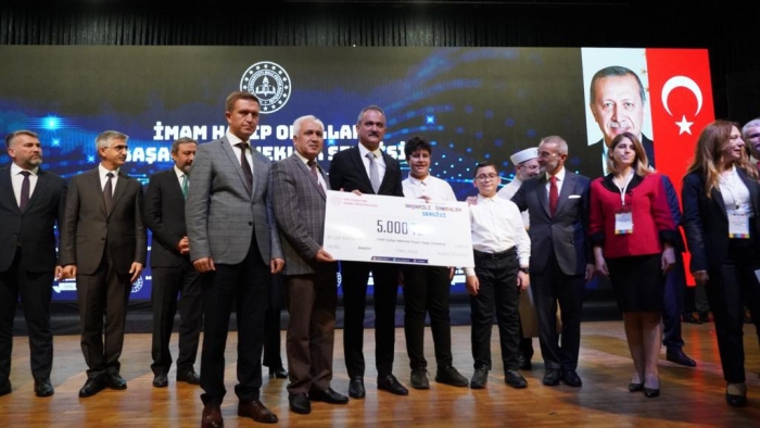 Adıyaman TOBB Kız Anadolu İmam Hatip Lisesi Türkiye 3´üncüsü oldu