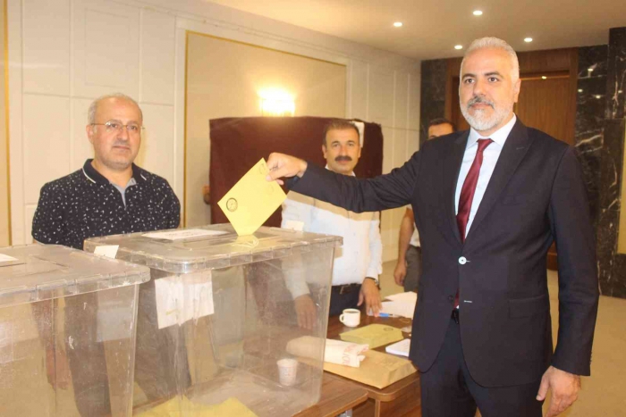 Baro Başkanı Bilal Doğan Güven Tazeledi