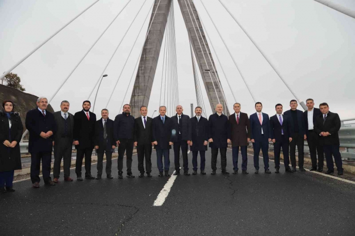Nisibi Köprüsü´nden 5 milyon araç geçti