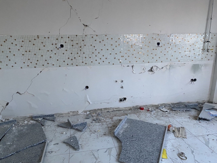 Adıyaman'da hırsızlar mutfak tezgahına kadar çaldılar