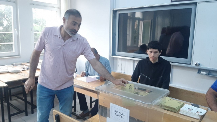 Adıyaman´da, oy kullanımı başladı