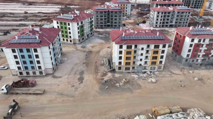 Adıyaman´da kalıcı deprem konutları hızla yükseliyor