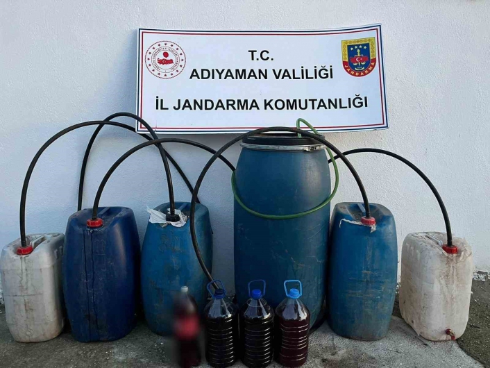 Jandarma Adıyaman´da kaçak içki ele geçirdi