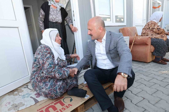 Vali Osman Varol: Kadınlar baş tacımızdır