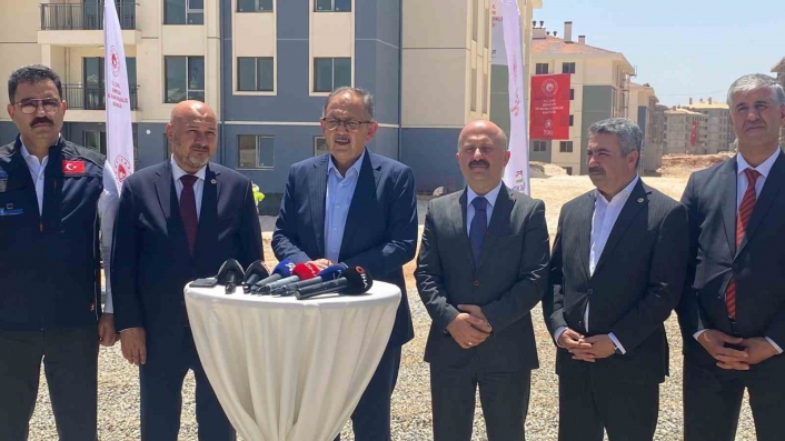 Bakan Özhaseki: