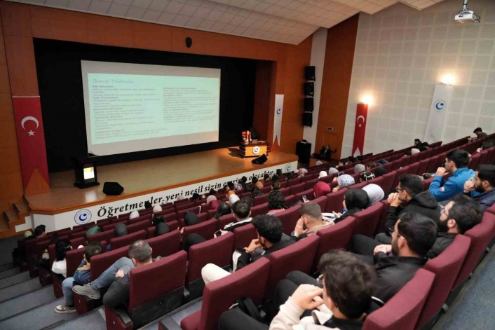 İntiharı önlemede destek mekanizmaları ve toplumun rolü konferansı yapıldı