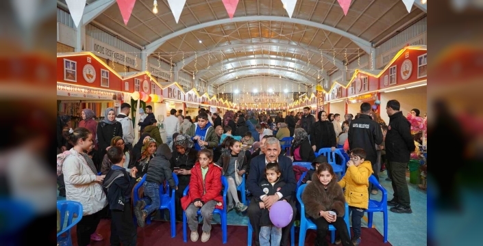 Kahta Belediyesi’nin birlik ve dayanışma etkinliği