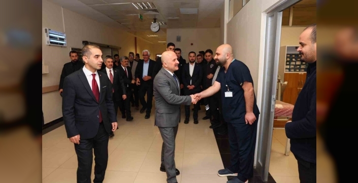 Görev başındaki personellerin bayramı kutlandı
