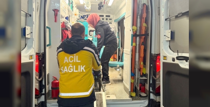 Yüksekten düşen kız çocuğu hayatını kaybetti