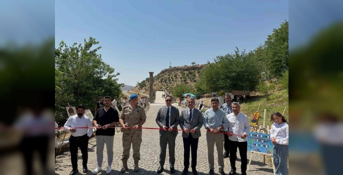 Ortaokulu öğrencilerinin yıl sonu resim sergisi Cendere Köprüsü’nde açıldı